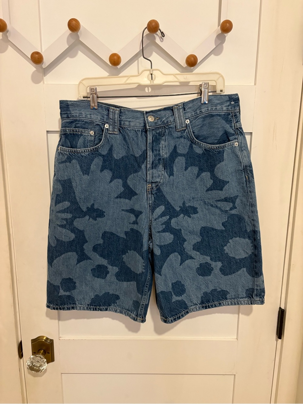 We The Free Women's Floral Denim Montana Shorts - Two-Tone Blue NWT